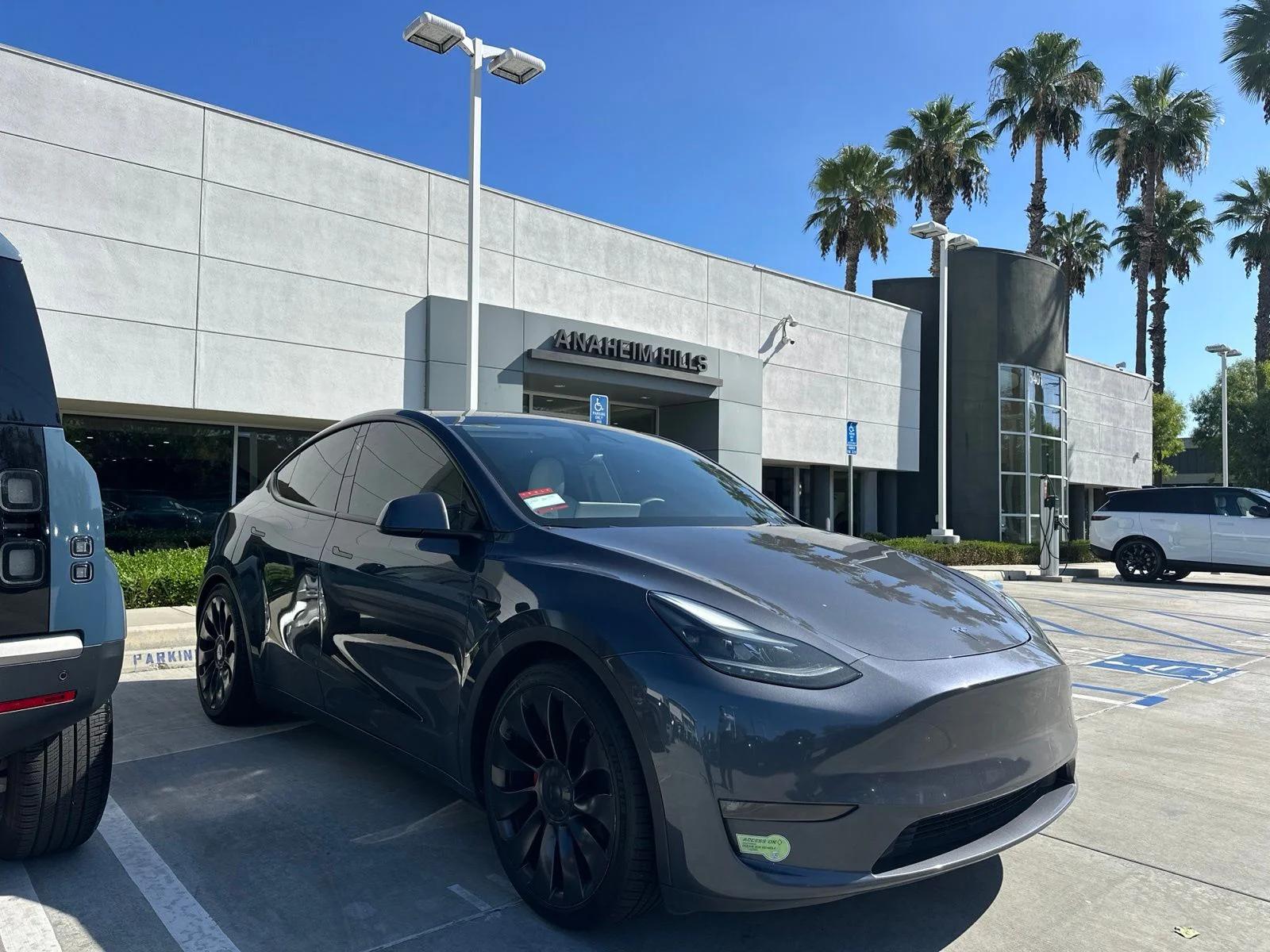 tesla model y 2023 7SAYGDEF6PF871504 image tesla model y 2023 7SAYGDEF6PF871504 image